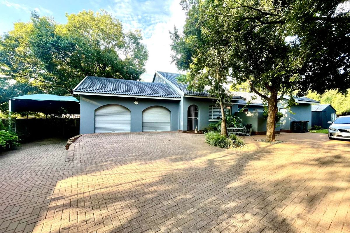 House For Sale in Rooihuiskraal - Photo 3