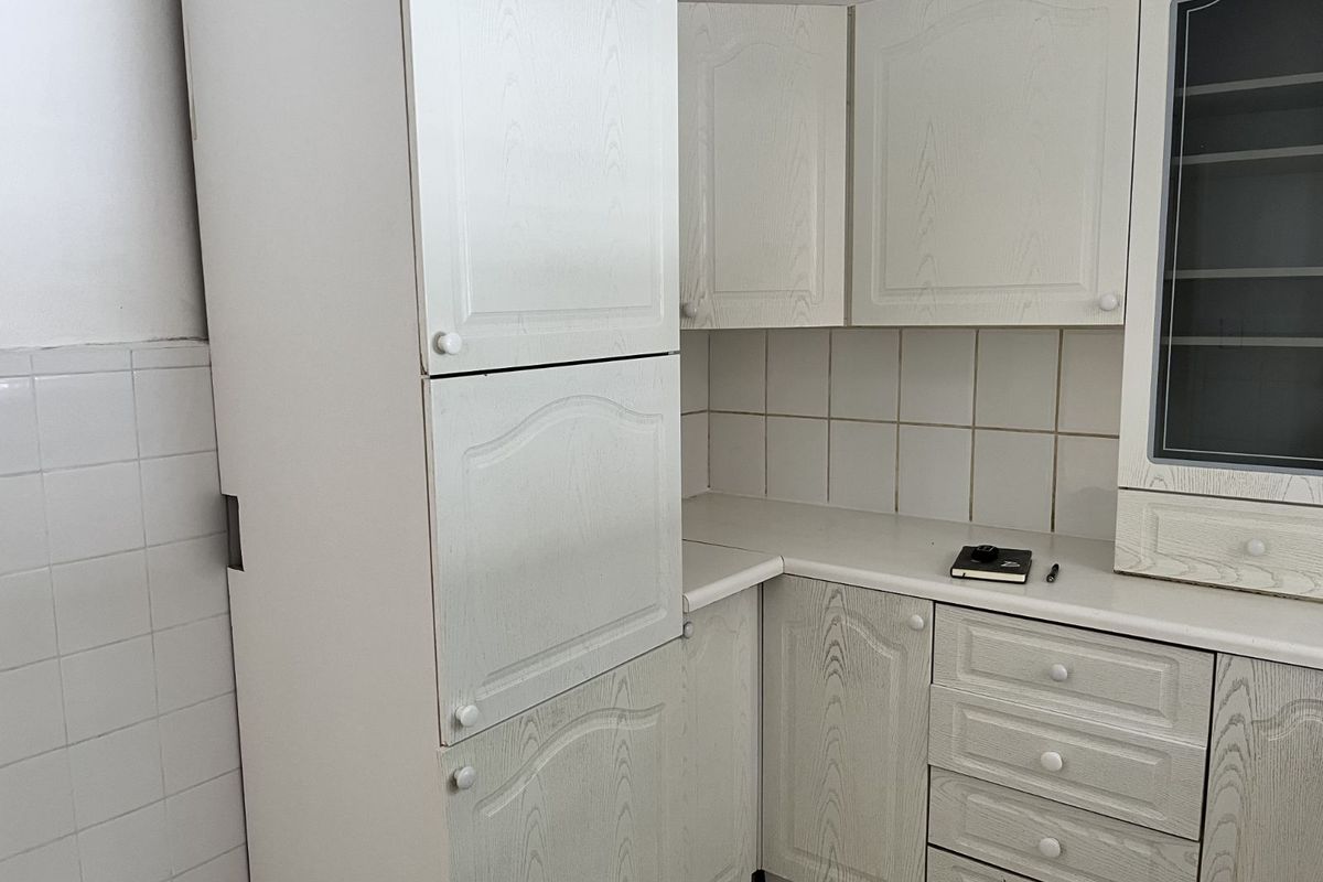 Apartment For Sale in Windsor West - Photo 4