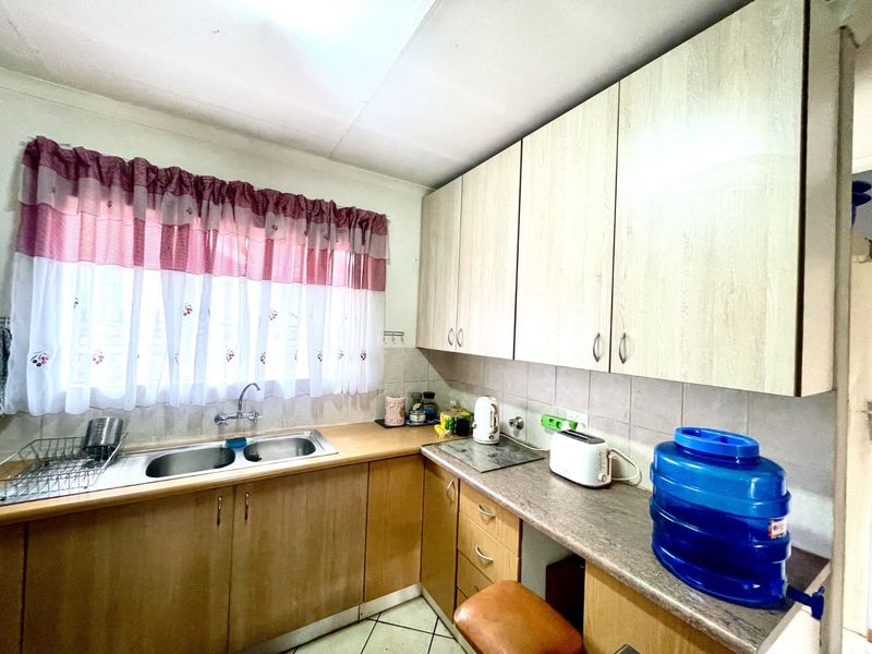 House For Sale in Hennopspark - Photo 7
