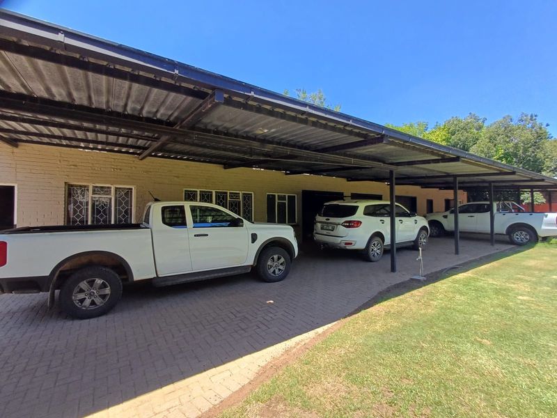 House For Sale in Wolmaransstad Central - Photo 2