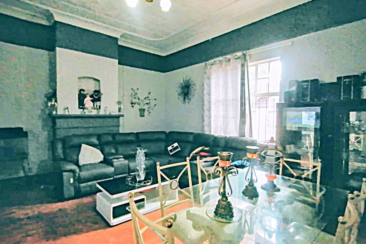 House For Sale in Riviera - Photo 3