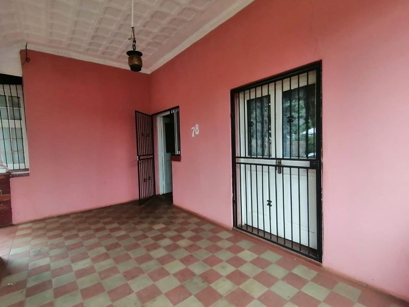 House For Sale in Riviera - Photo 2