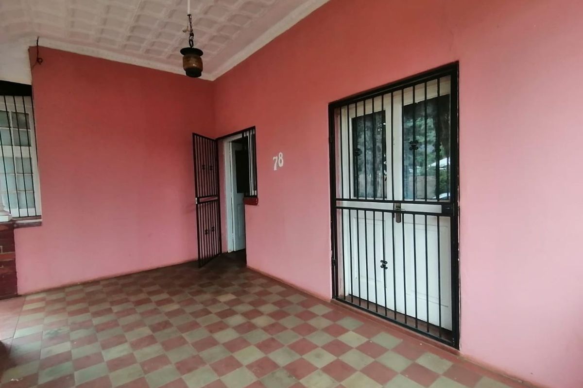 House For Sale in Riviera - Photo 2