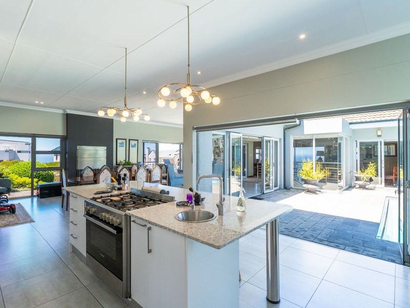 House For Sale in Pinnacle Point Golf Estate - Photo 5
