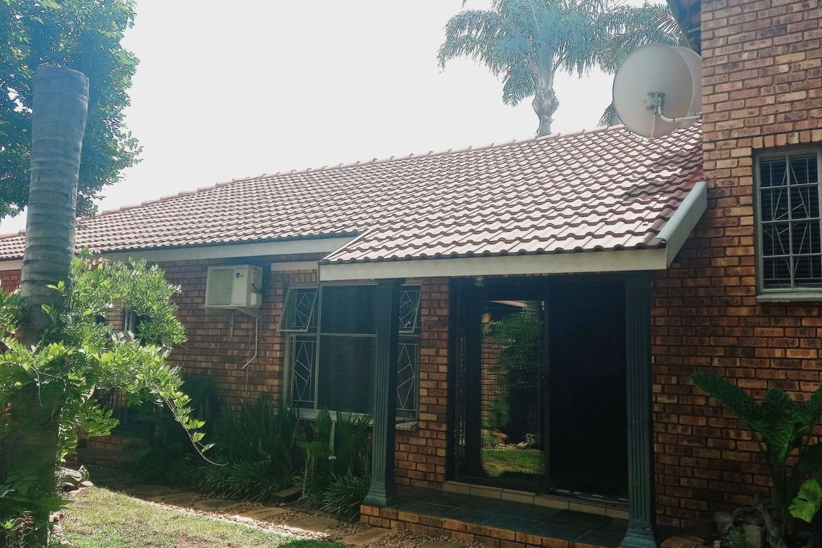 House For Sale in Brits Central - Photo 2