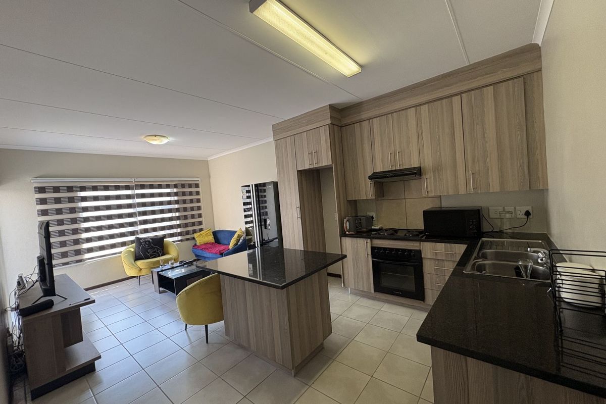Apartment For Sale in Ruimsig - Photo 3