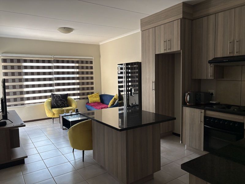 Apartment For Sale in Ruimsig - Photo 4