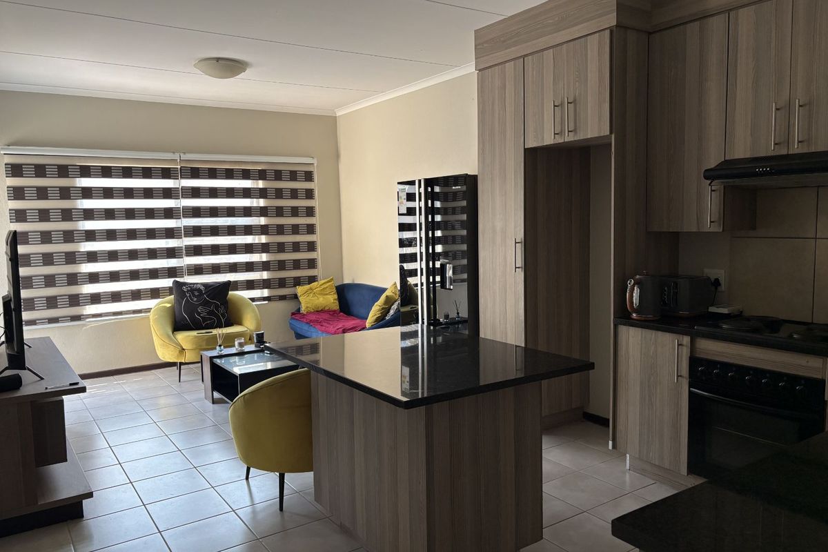 Apartment For Sale in Ruimsig - Photo 4