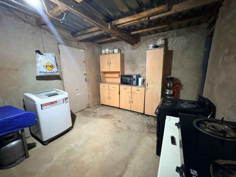 House For Sale in Roodepan - Photo 10