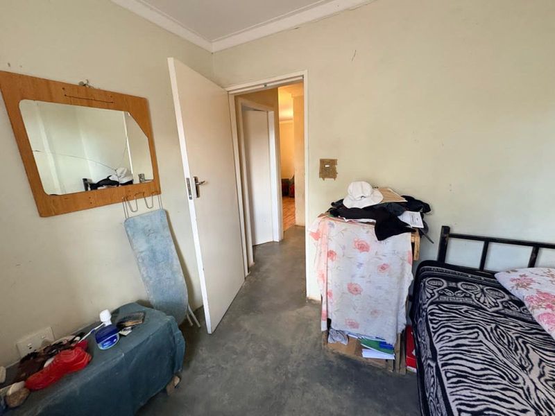 House For Sale in Roodepan - Photo 7