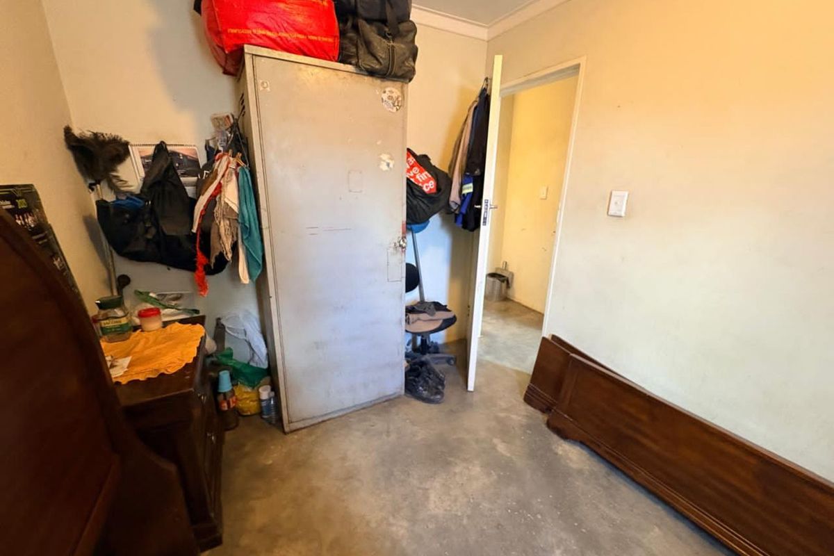 House For Sale in Roodepan - Photo 5