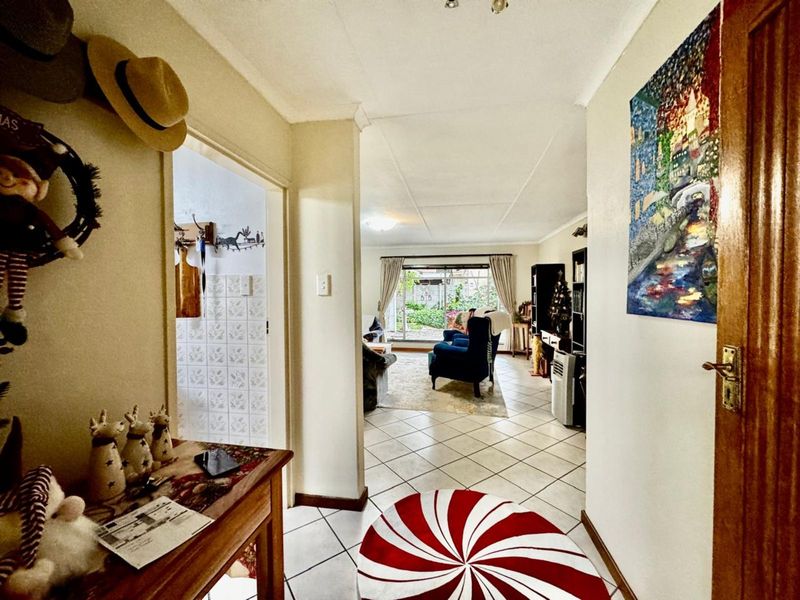 House For Sale in Secunda Central - Photo 3