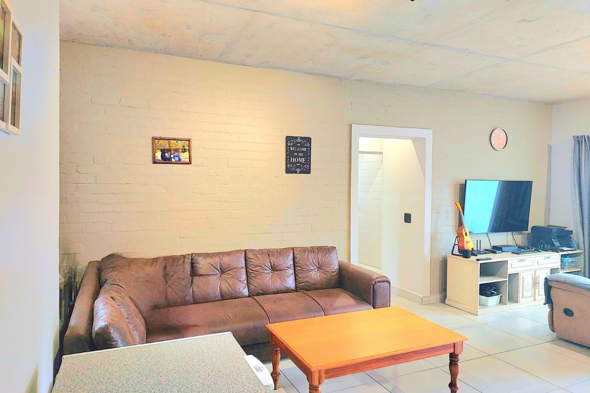 Apartment For Sale in George South - Photo 3