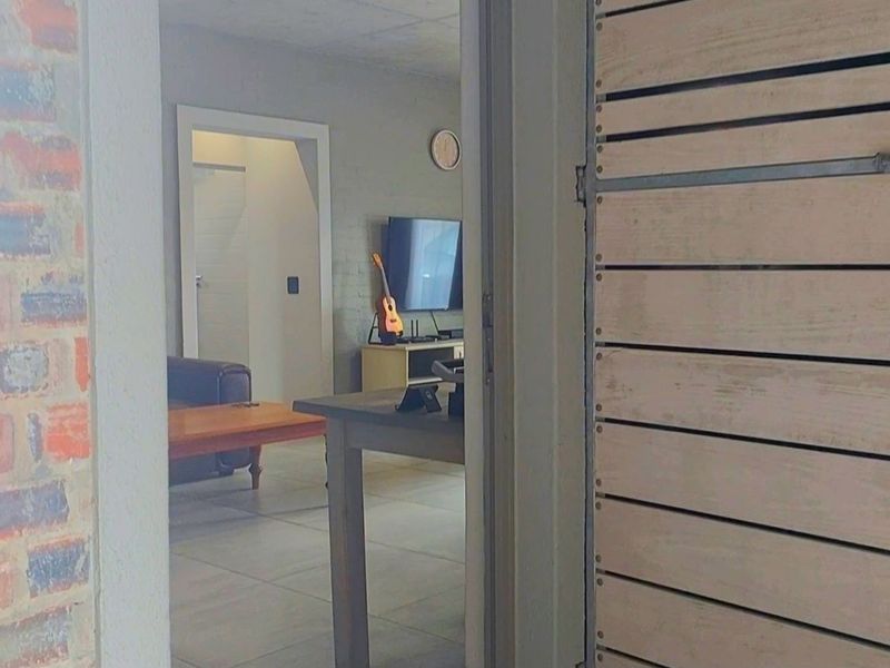 Apartment For Sale in George South - Photo 2