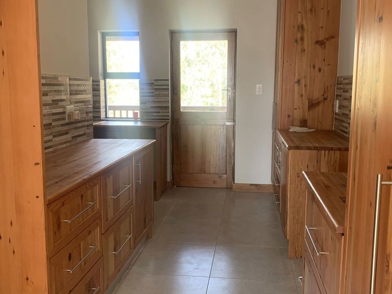 House To Rent in Albertinia Central - Photo 5