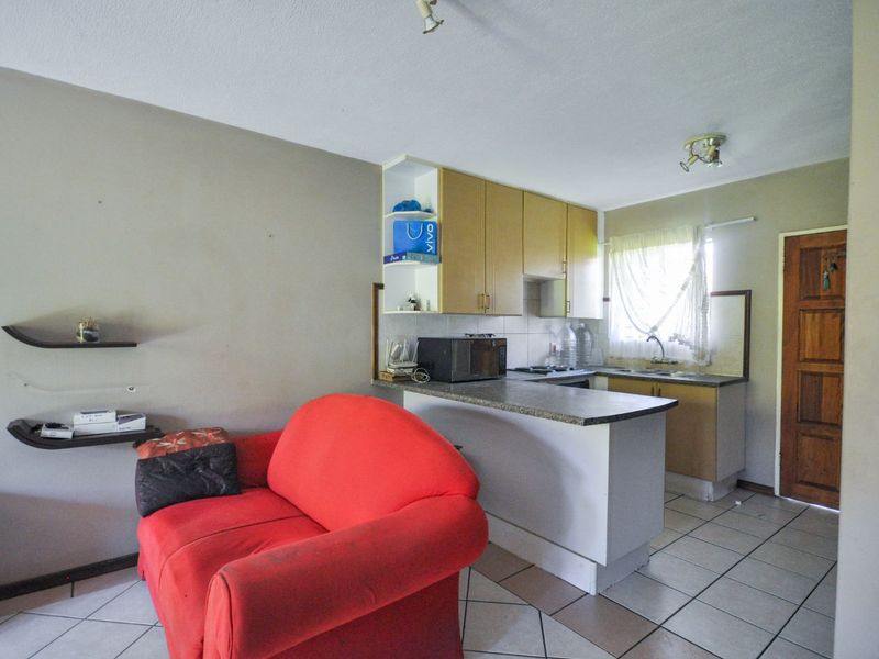 Apartment For Sale in Mooikloof Ridge - Photo 8