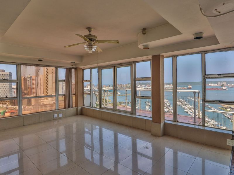 Apartment For Sale in Esplanade - Photo 4