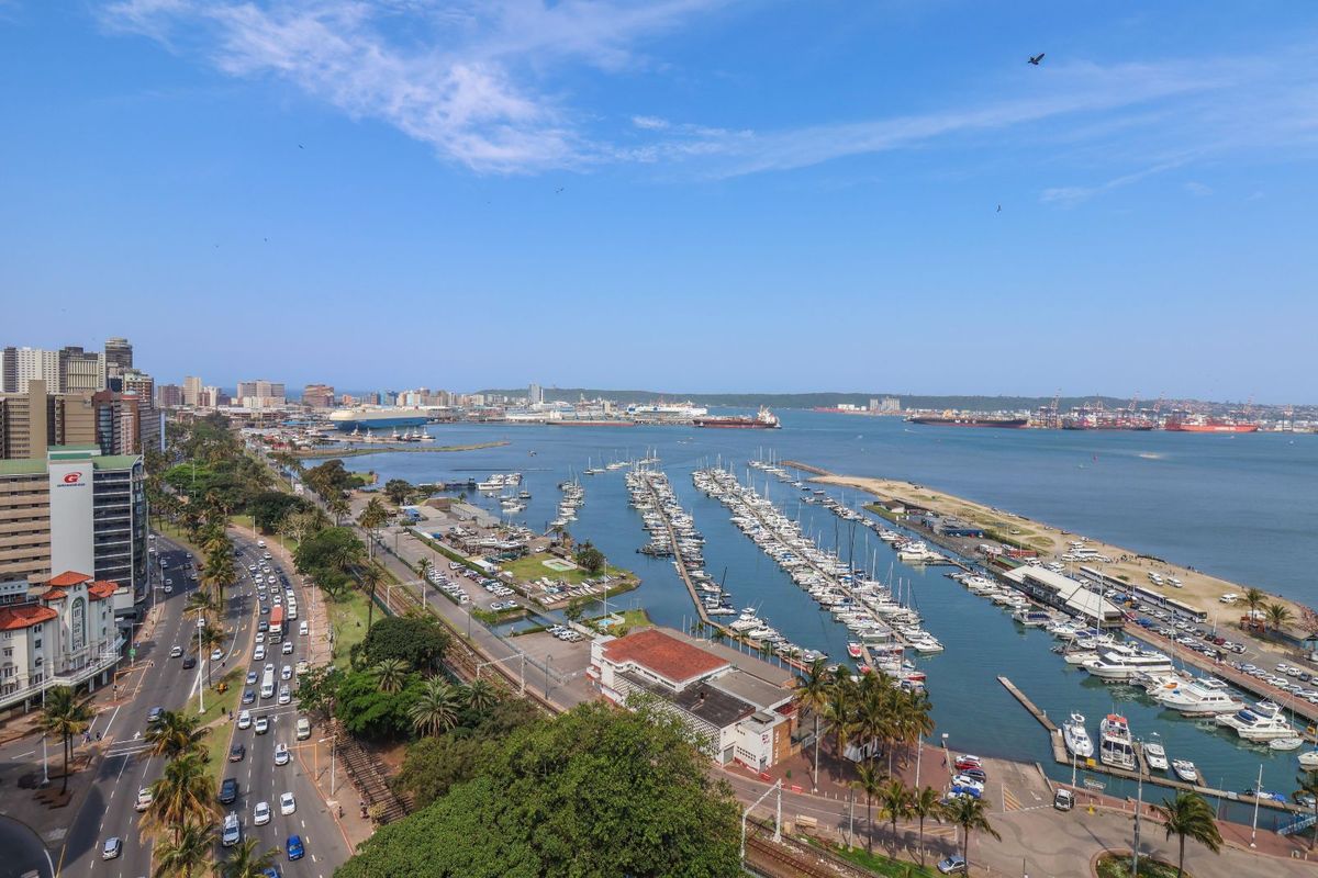 Apartment For Sale in Esplanade - Photo 2