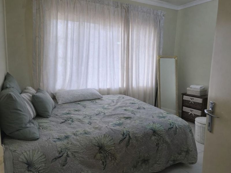 Townhouse For Sale in Bendor - Photo 10