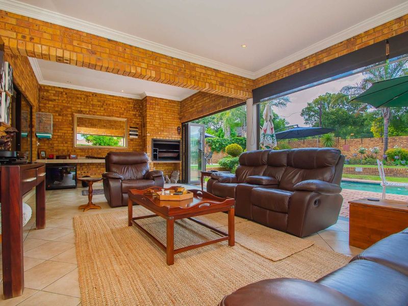 House For Sale in Randpark Ridge - Photo 9