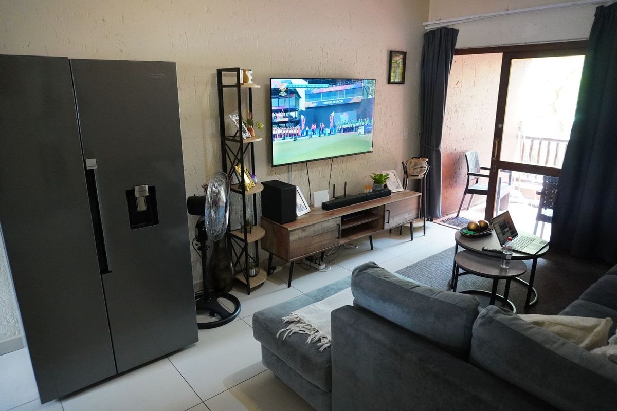 Apartment For Sale in Sunninghill - Photo 4