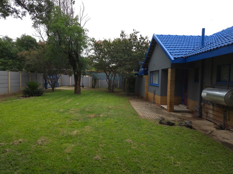 House For Sale in Songloed - Photo 3