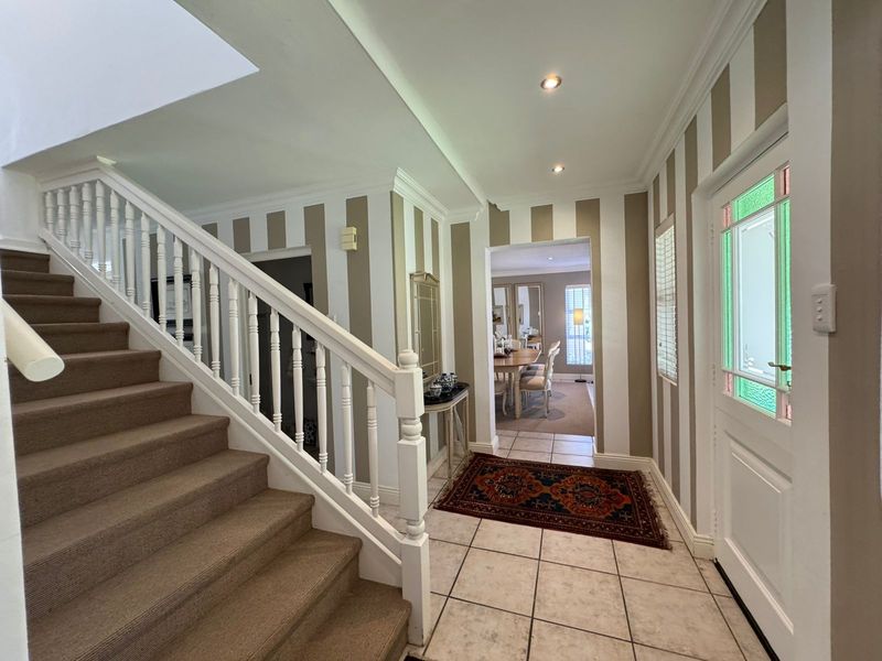 House For Sale in Mossel Bay Golf Estate - Photo 4