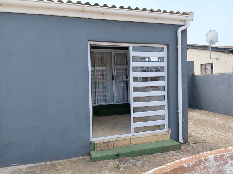 House For Sale in Jarman - Photo 4