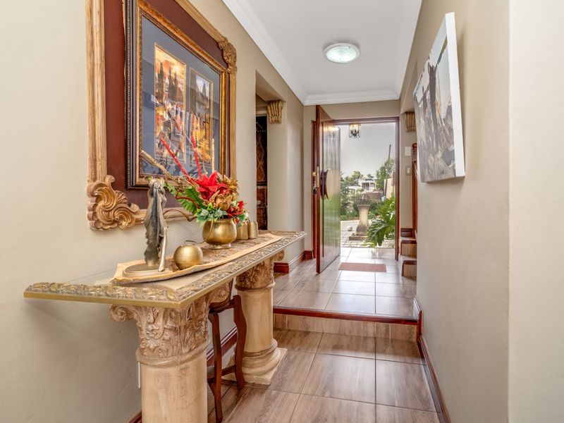 House For Sale in Helderkruin - Photo 2