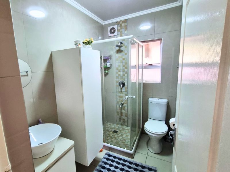 House For Sale in Noordwyk - Photo 10