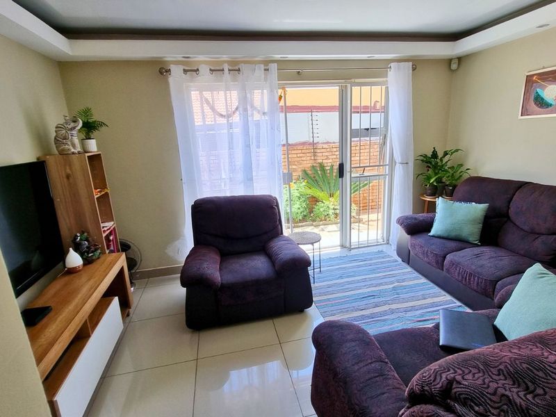 House For Sale in Noordwyk - Photo 6