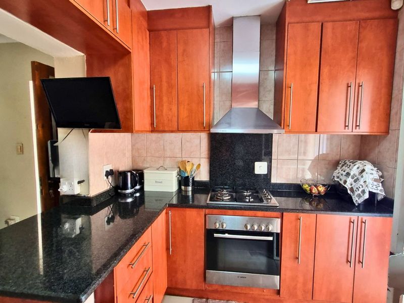 House For Sale in Noordwyk - Photo 2