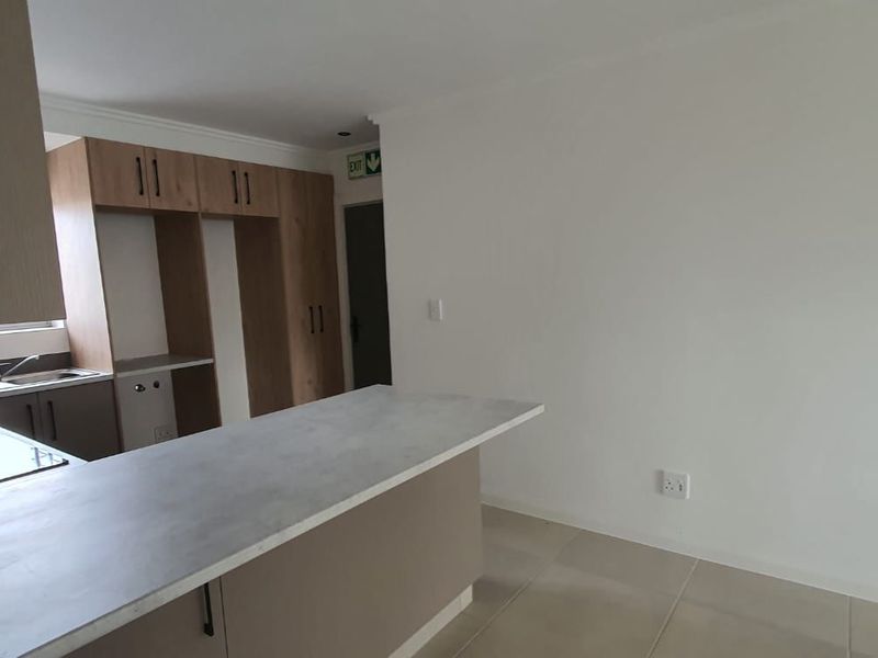 Apartment For Sale in Hansmoeskraal AH - Photo 10