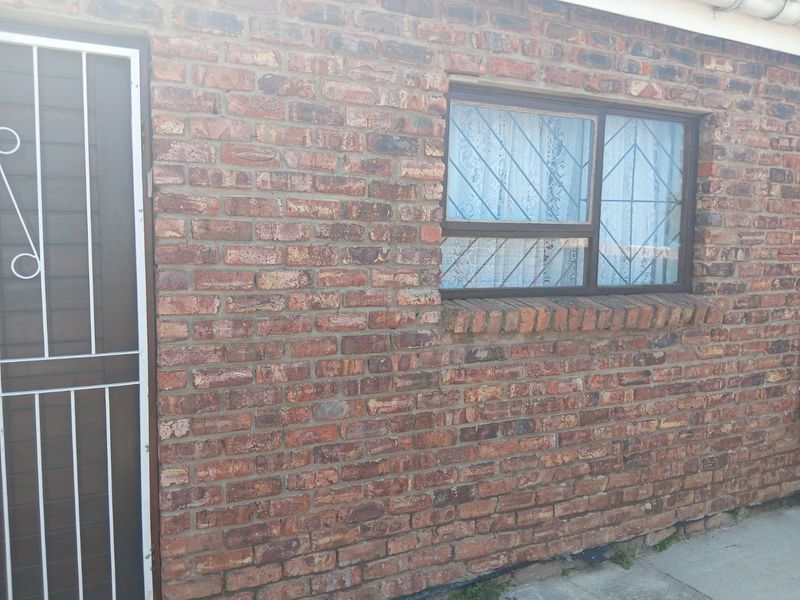 House For Sale in Schauderville - Photo 6