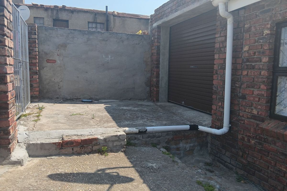 House For Sale in Schauderville - Photo 4