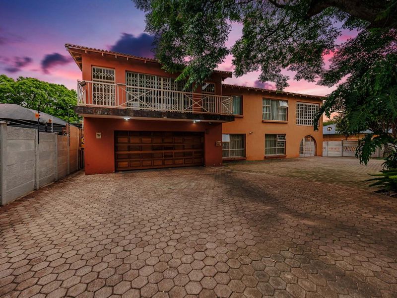 House For Sale in Florida - Photo 3