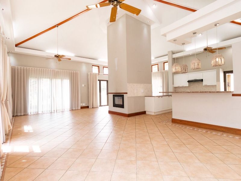 House For Sale in Pecanwood Estate - Photo 4