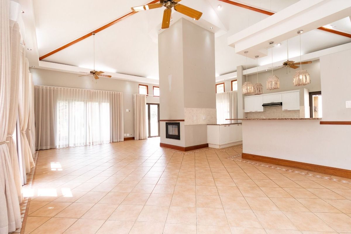 House For Sale in Pecanwood Estate - Photo 4