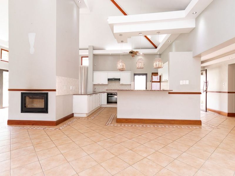 House For Sale in Pecanwood Estate - Photo 5