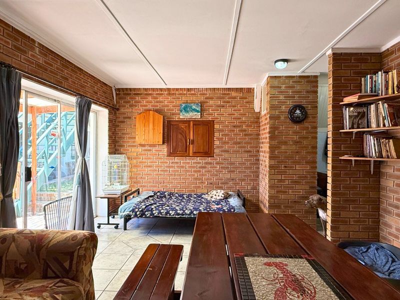 House For Sale in Franskraal - Photo 10