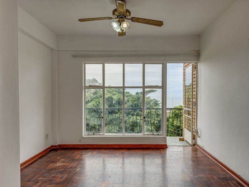 Apartment For Sale in Richmond Hill - Photo 5