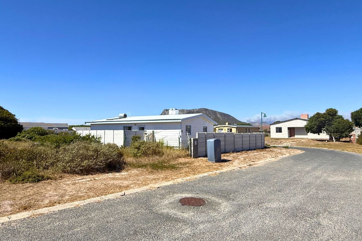 Vacant Land Residential For Sale in Kleinbaai - Photo 2