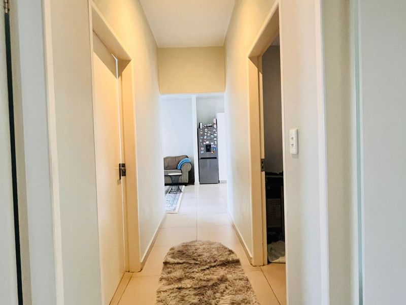 Apartment For Sale in North Riding - Photo 8