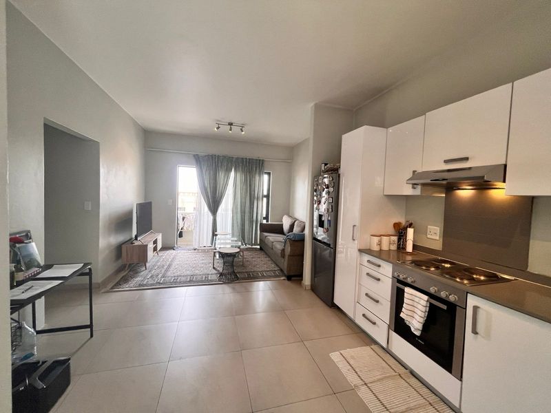 Apartment For Sale in North Riding - Photo 3