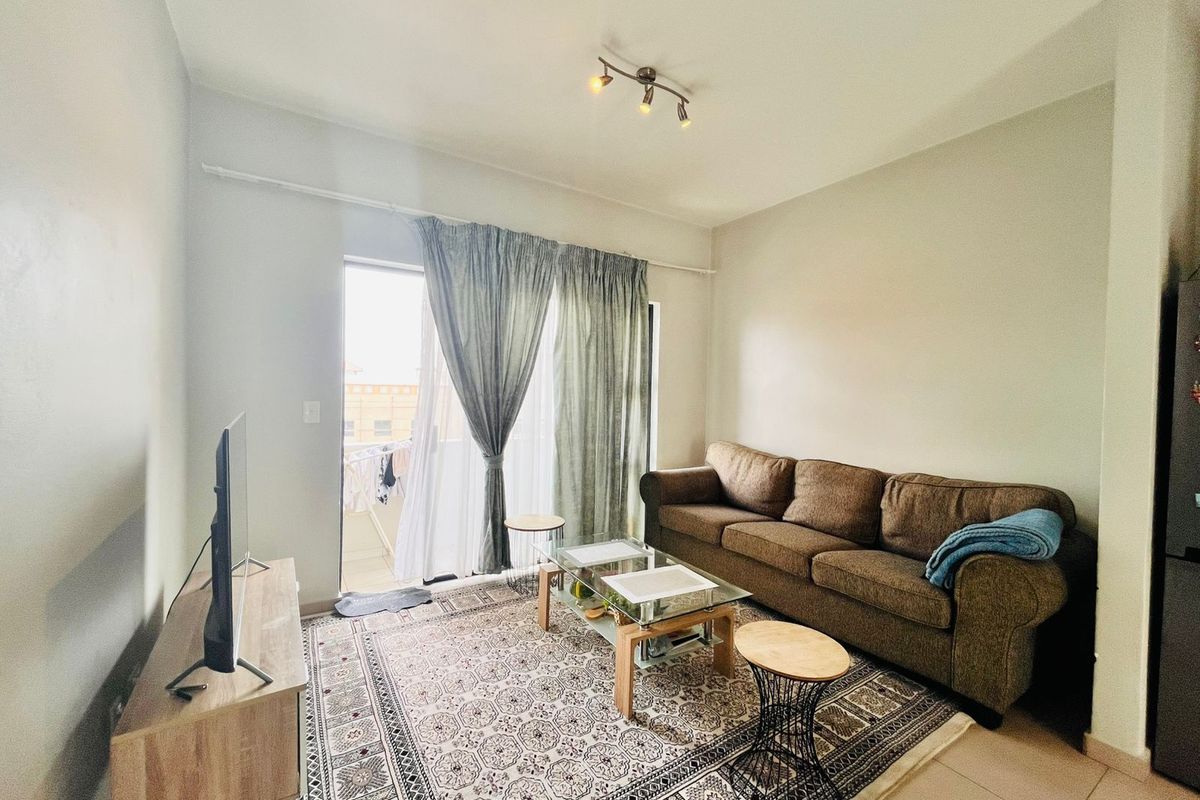 Apartment For Sale in North Riding - Photo 4