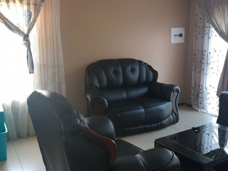 Townhouse For Sale in Chantelle - Photo 8