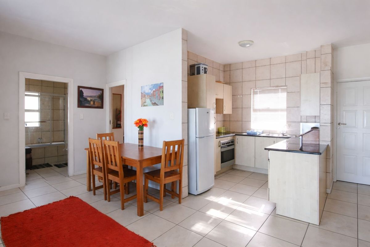 Apartment For Sale in Diaz Beach - Photo 4