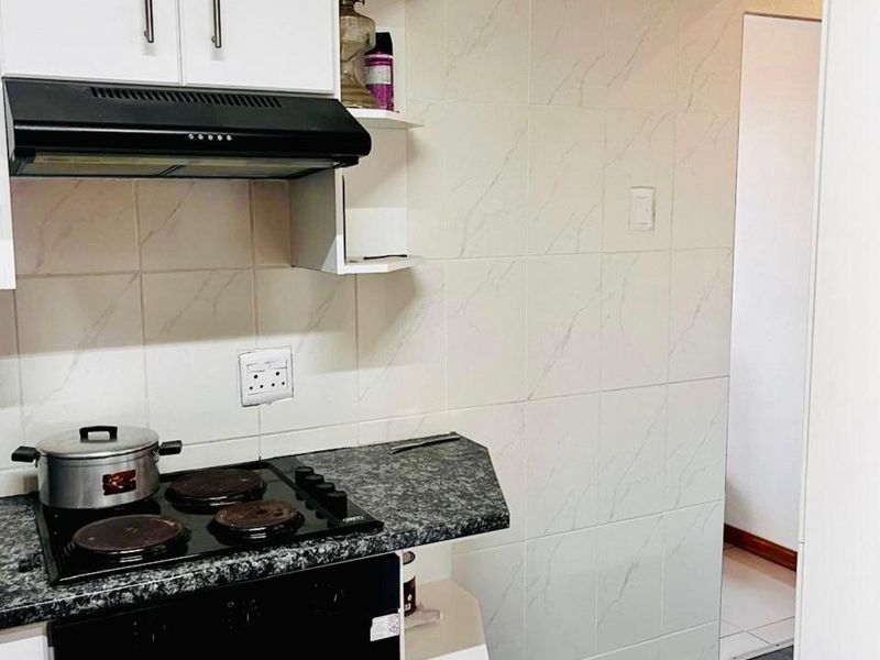 House For Sale in Motherwell - Photo 7