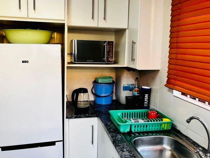 House For Sale in Motherwell - Photo 5