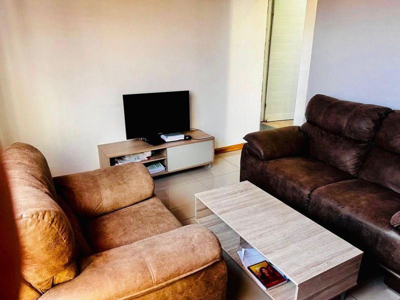 House For Sale in Motherwell - Photo 4